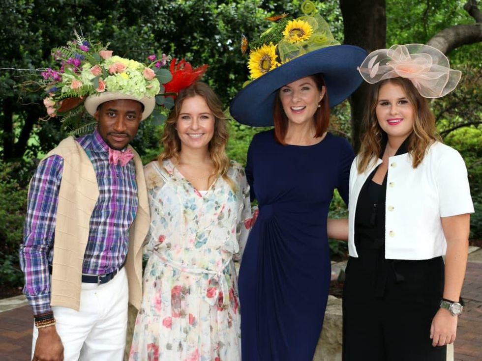 Mad Hatter's Tea 2016