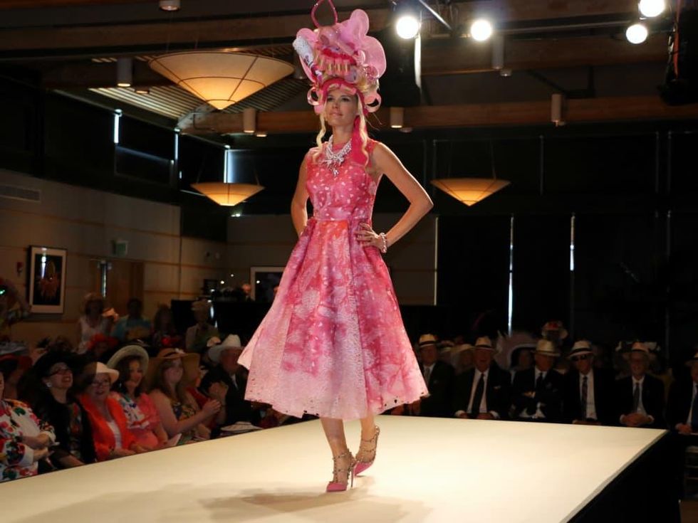 Mad Hatter's Tea 2016