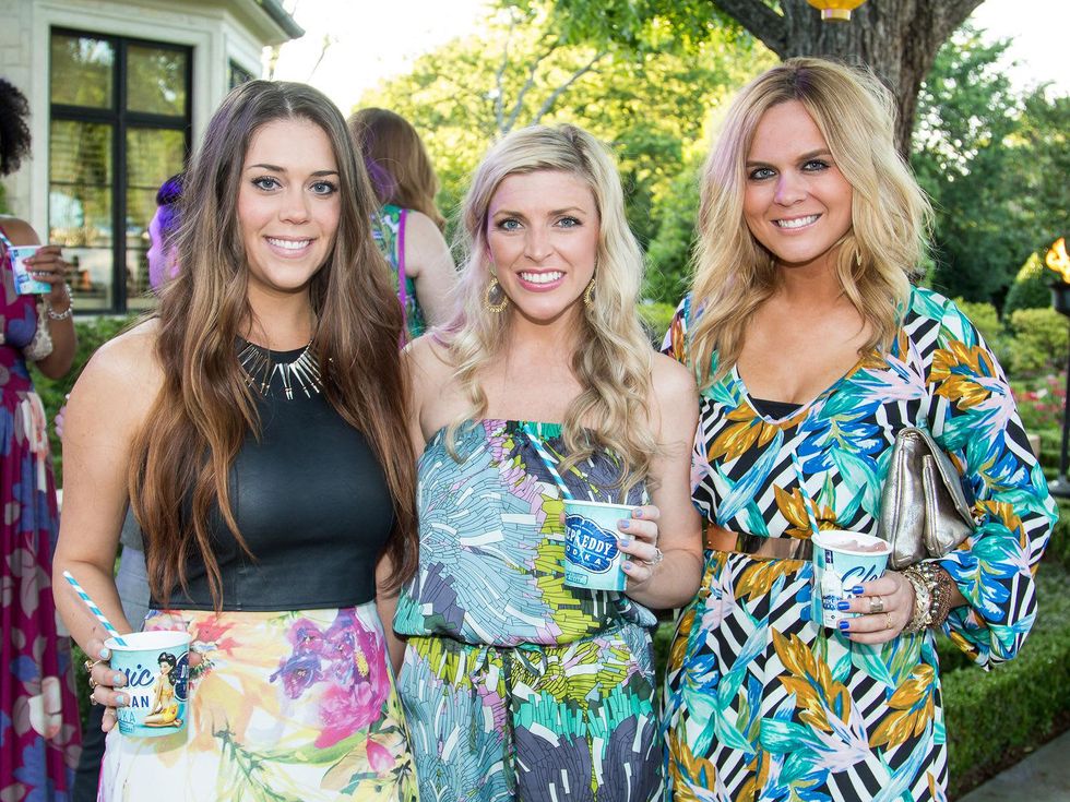 Maegan Hulme, Bethany Huddleston, Annie Napier, light the runway