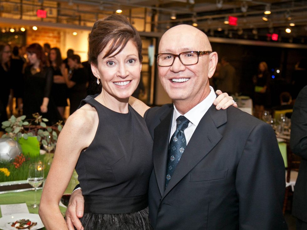 Marlene Sughrue, William Carr, soccerball