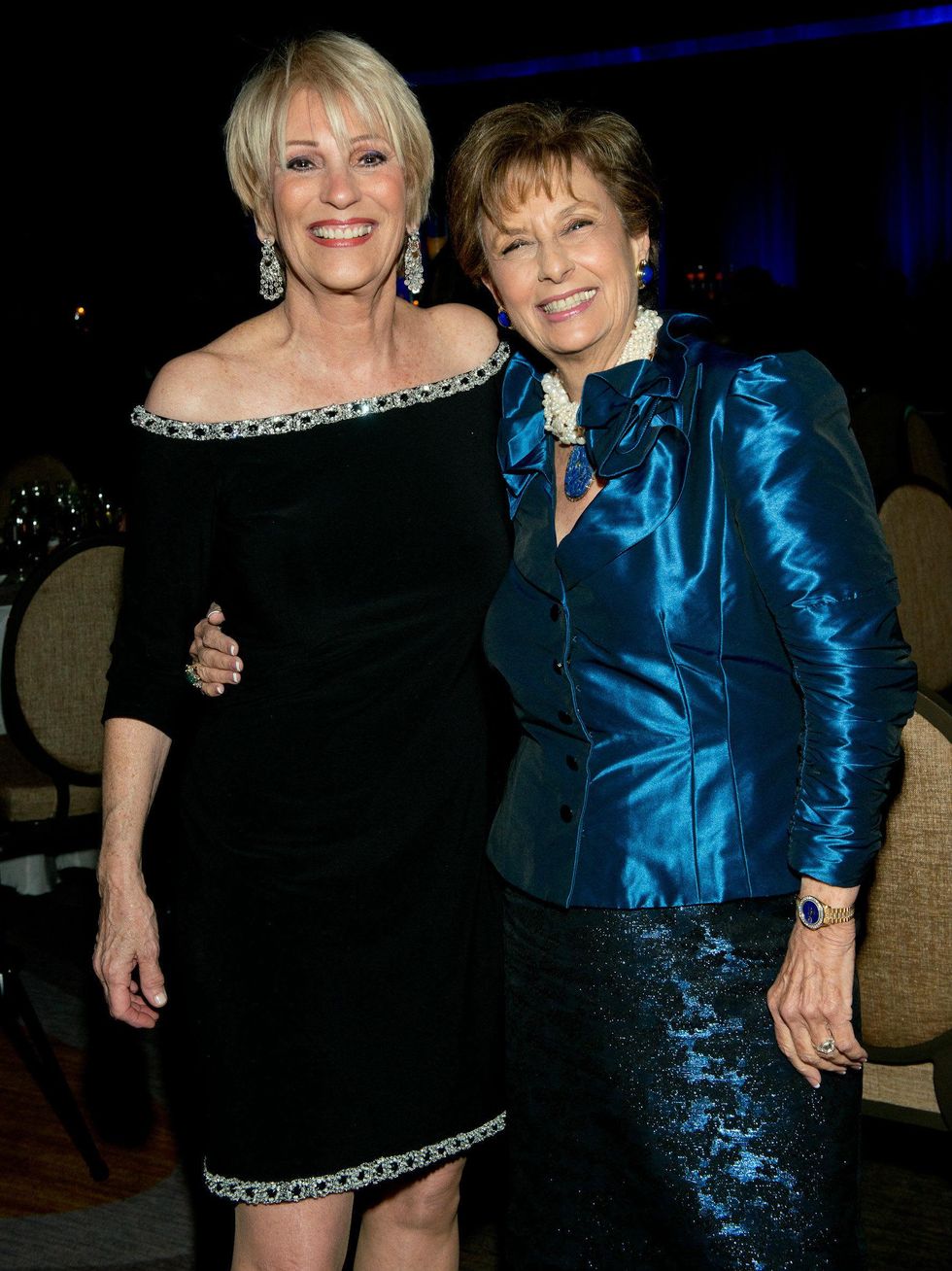 Marsha Levine, Zona Pidgeon, yes event