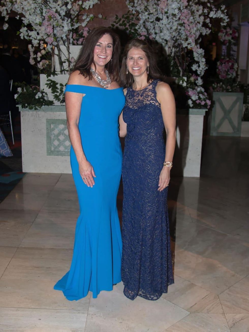 Martha Hackbarth, Michelle Bishop