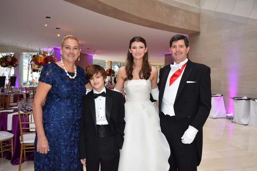 Mary Newton, Laughlin Newton, Hattie Newton, Rosser Newton