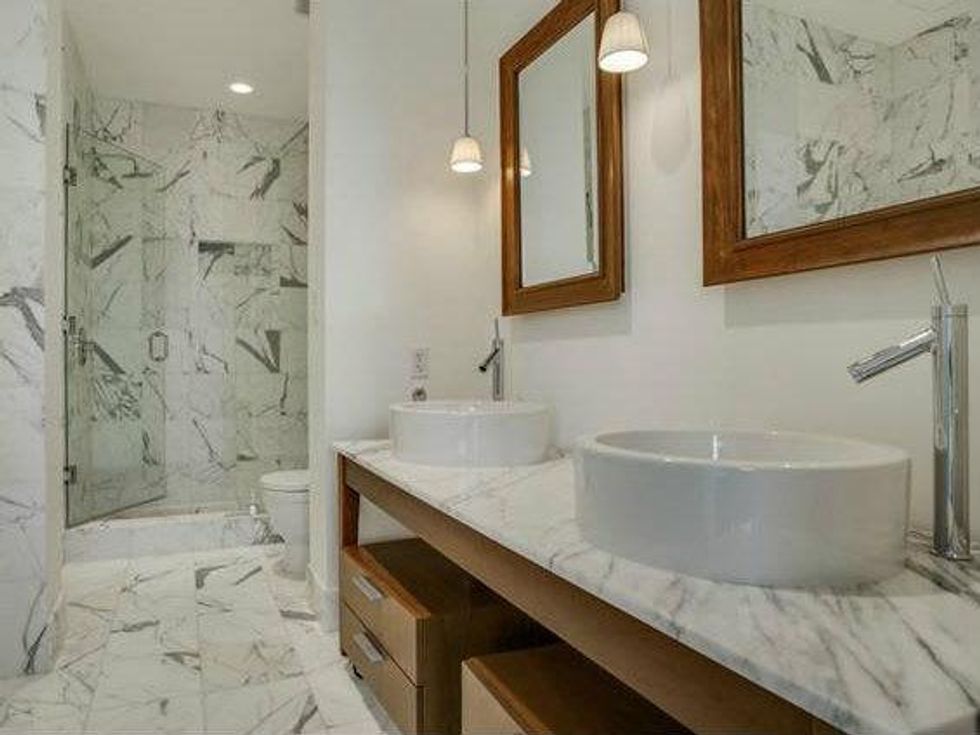 Master bath at The House unit 1105