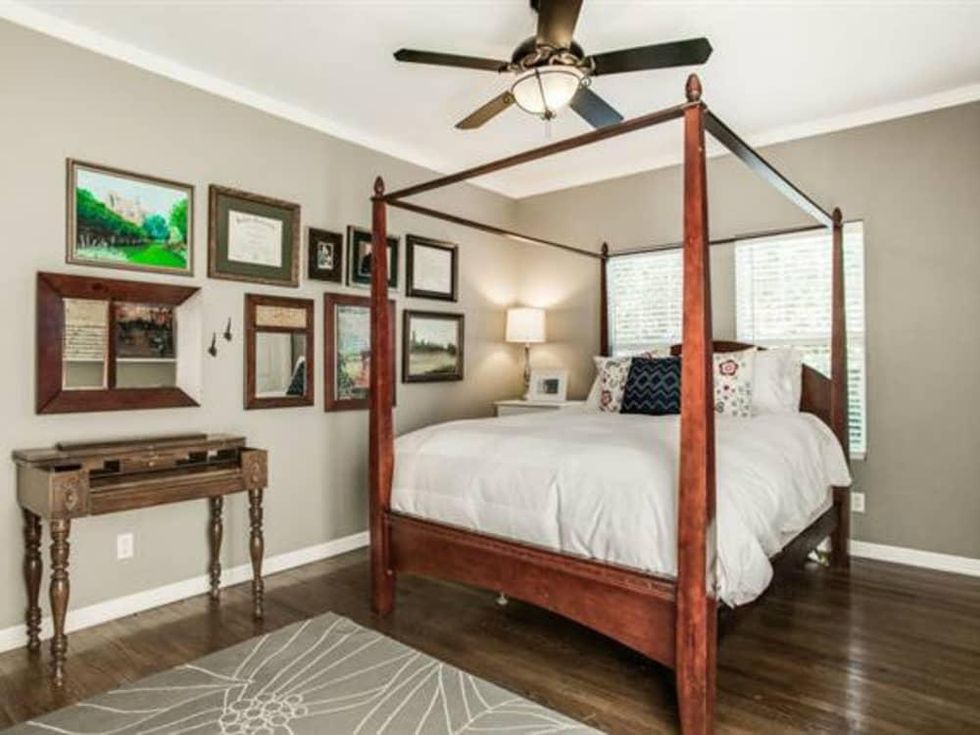 Master bedroom at 6051 Penrose Ave. in Dallas