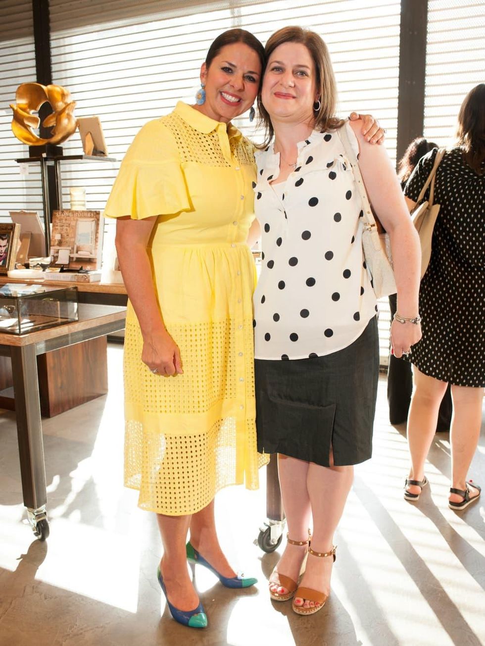 Melissa Sherrill, Elizabeth Dacus