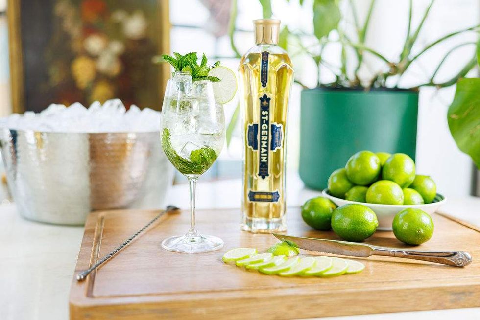 Mermaid Bar St. Germain Hugo Spritz