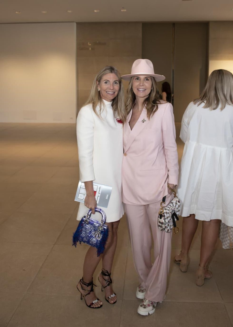 Merry Voss, Jennifer Karol