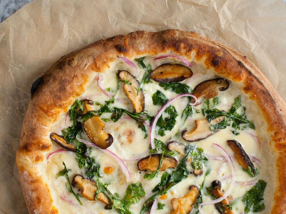 Modmarket mushroom pizza