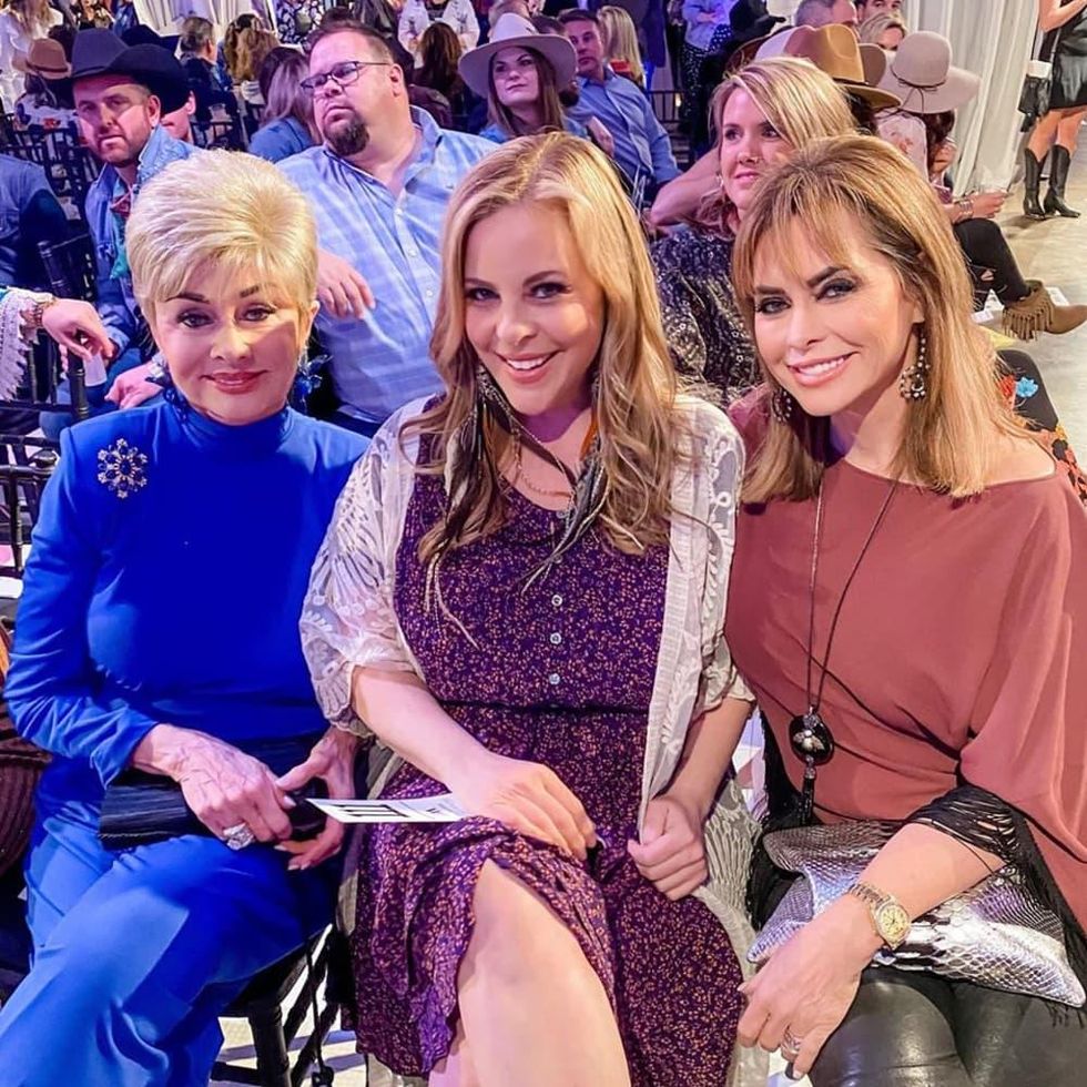 Momma Dee, Amy Vanderoef, D'Andra Simmons