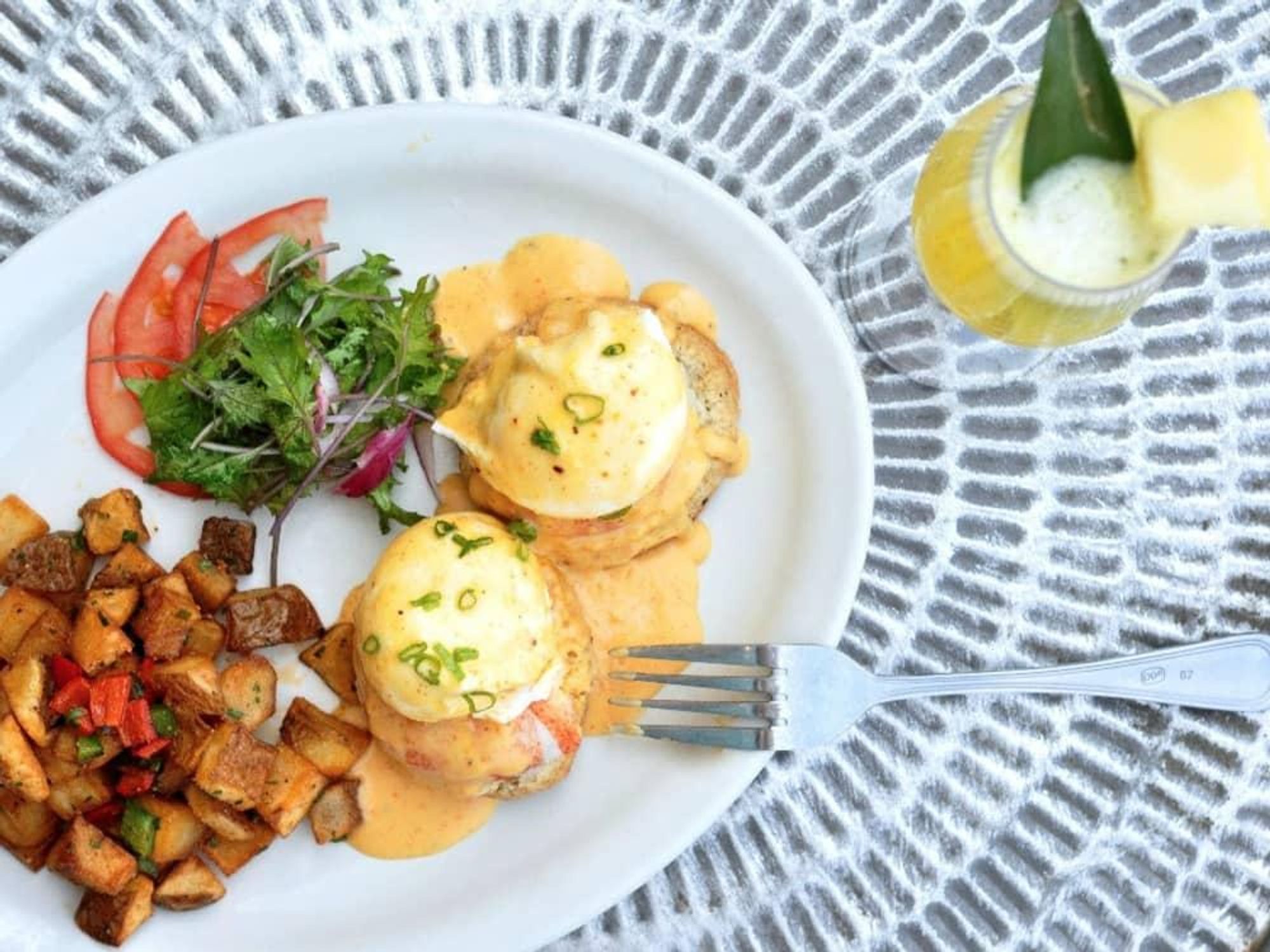 Mongers Kitchen and Market brunch lobster eggs benedict mimosa