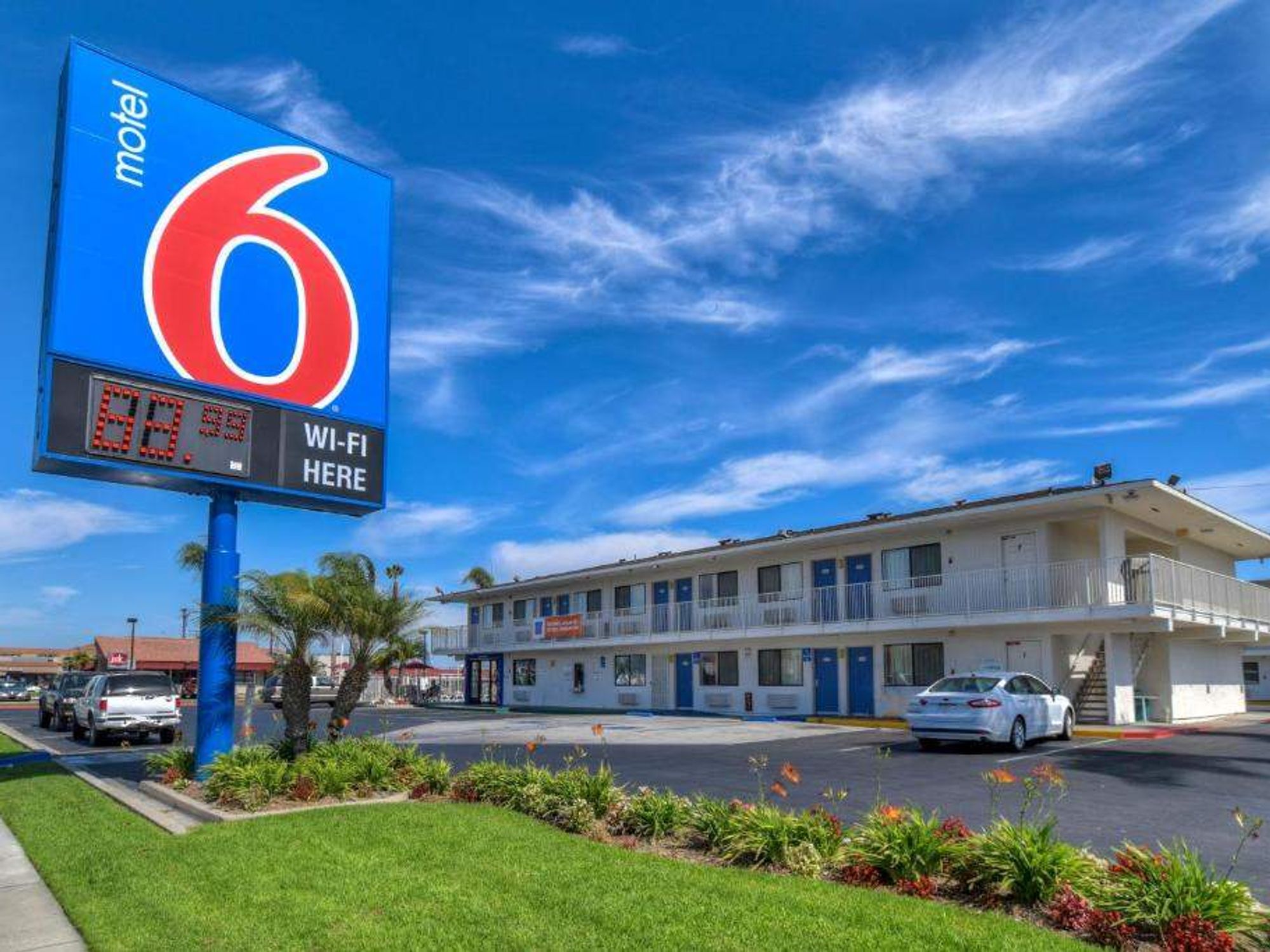 Motel 6