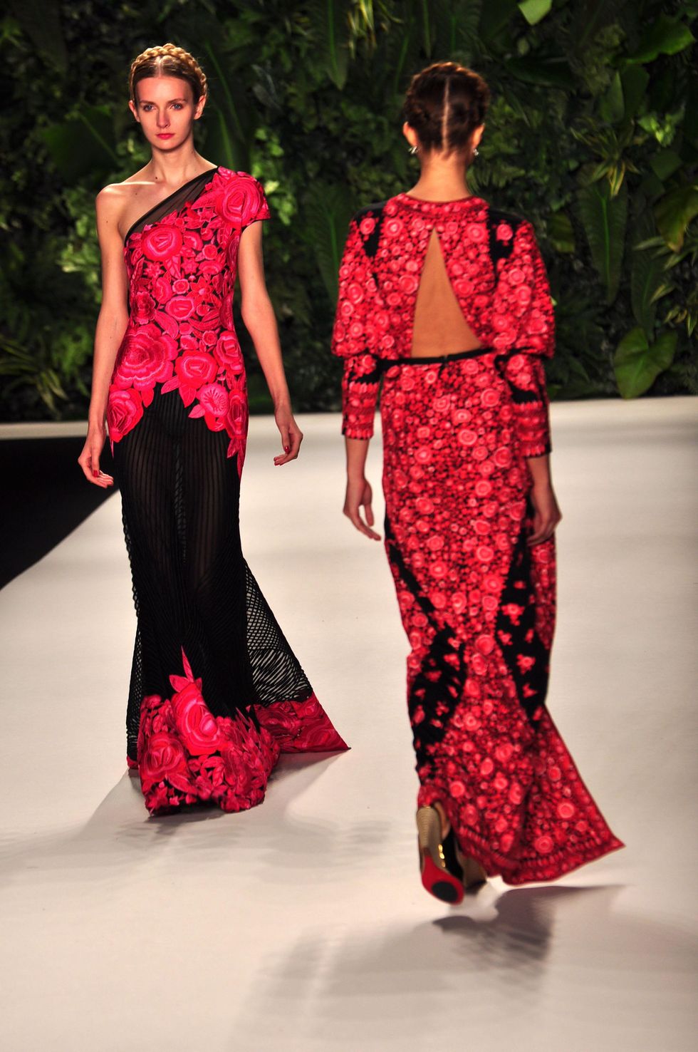 Naeem Khan gown spring collection 2014