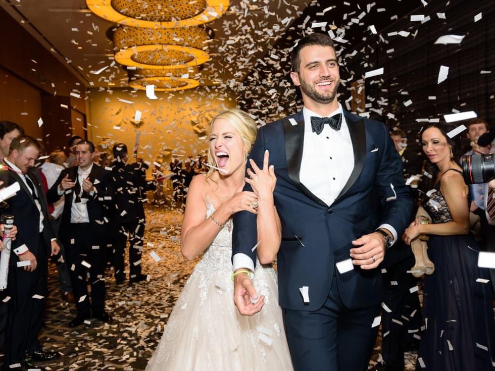 Neely wedding, confetti