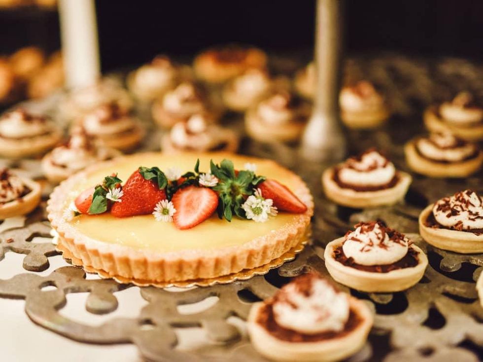 Neville Wedding, Dessert