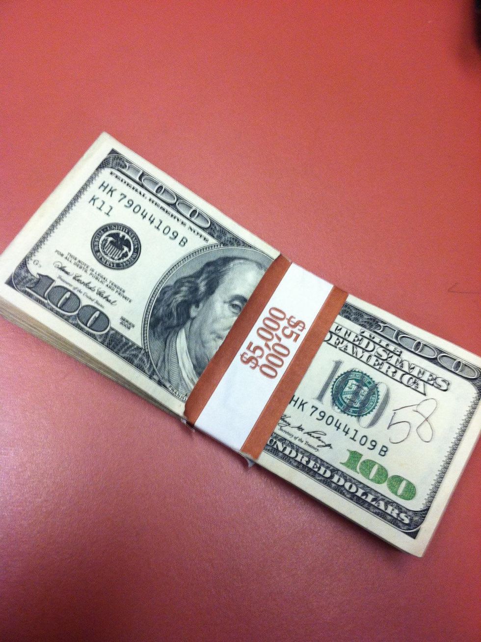 News_money_100 dollar bill_Benjamins_cash