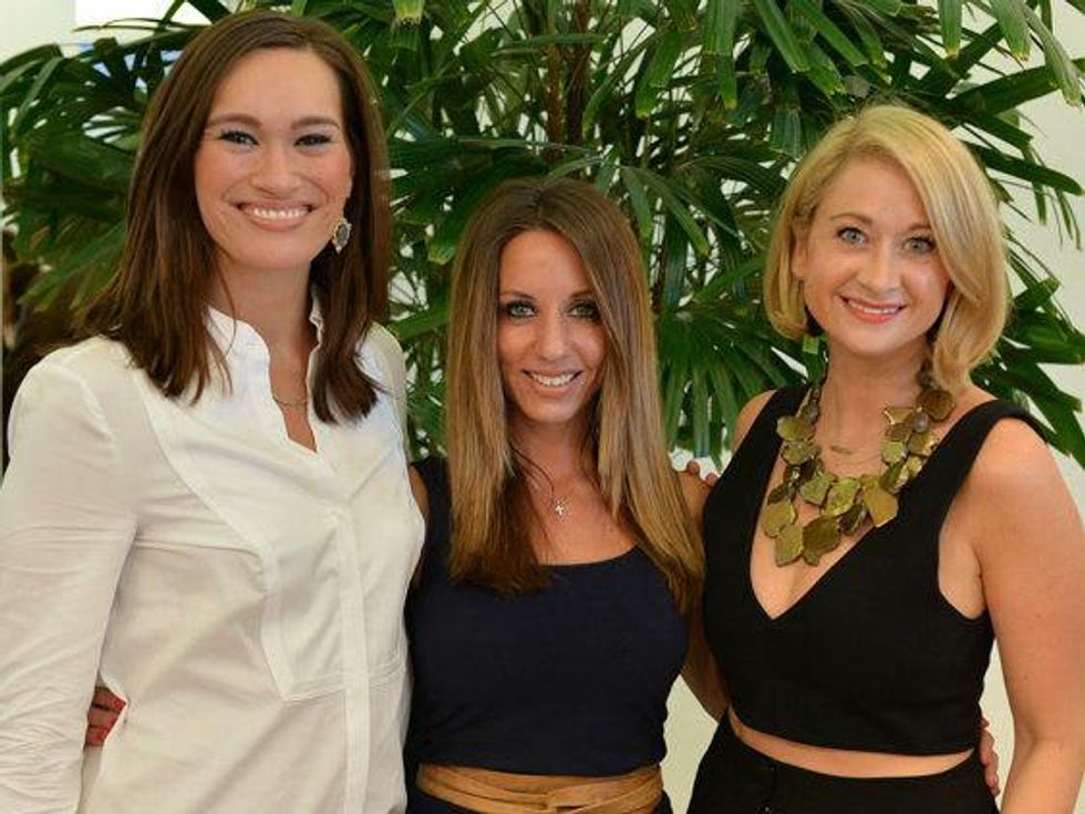 Nina Lowe, Andrea Isom, Carson Carney, TOOTSIES Top Blogger