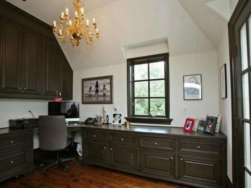 Office at 3801 Normandy Ave. in Dallas