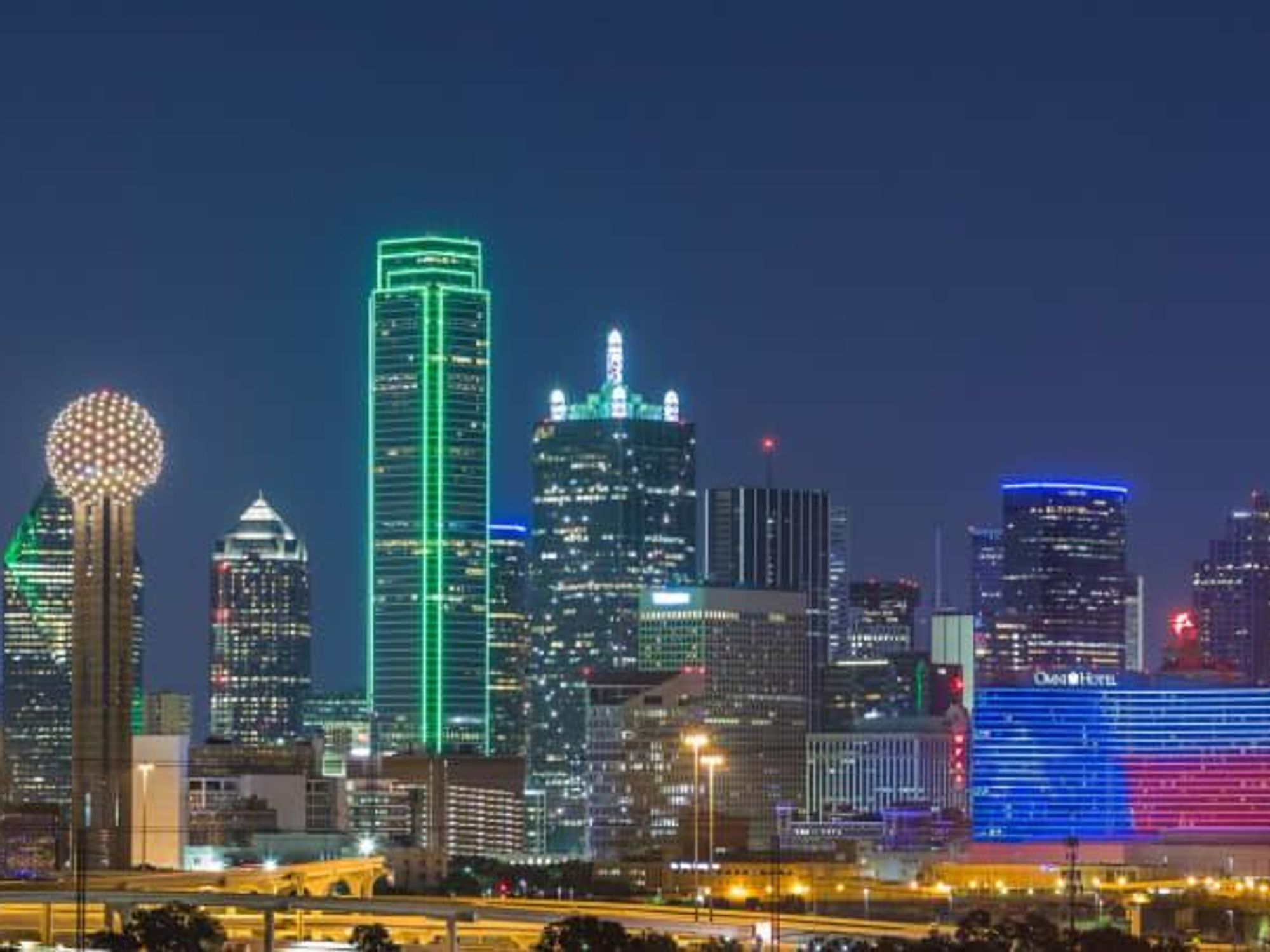 Omni Dallas, Dallas skyline