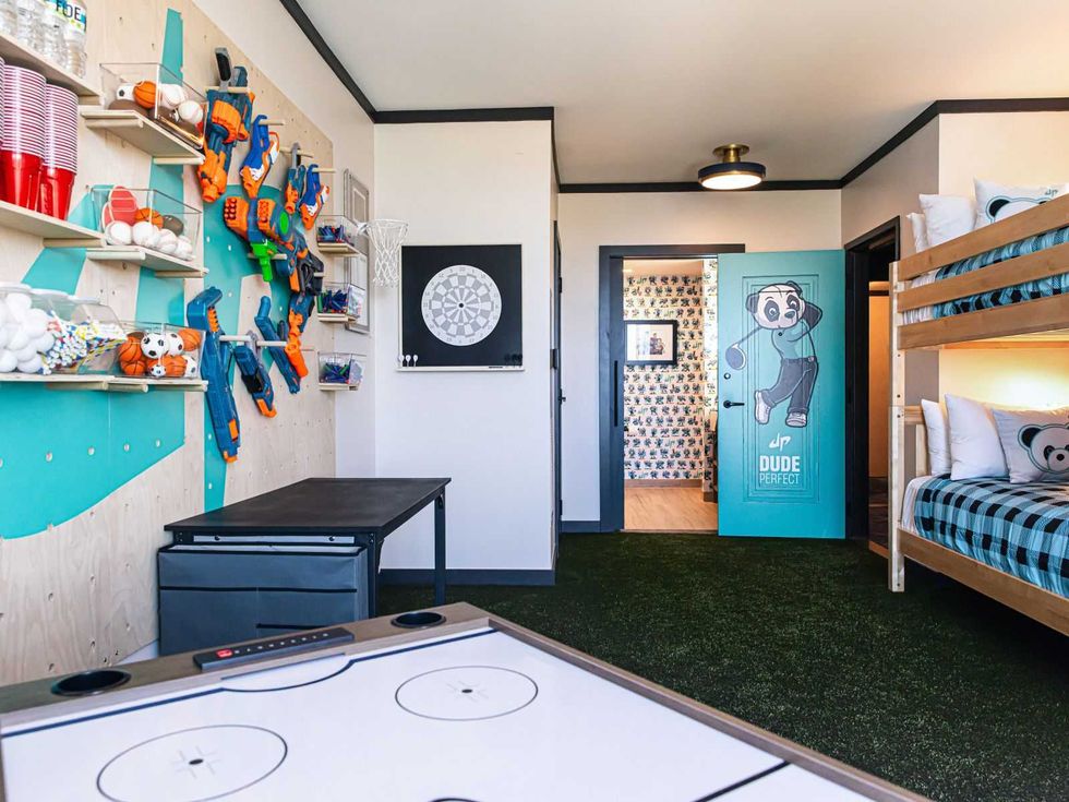 Omni PGA Frisco Resort, Dude Perfect Suite