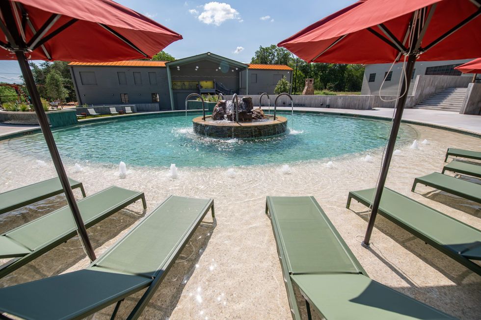 Ottine Mineral Springs pool