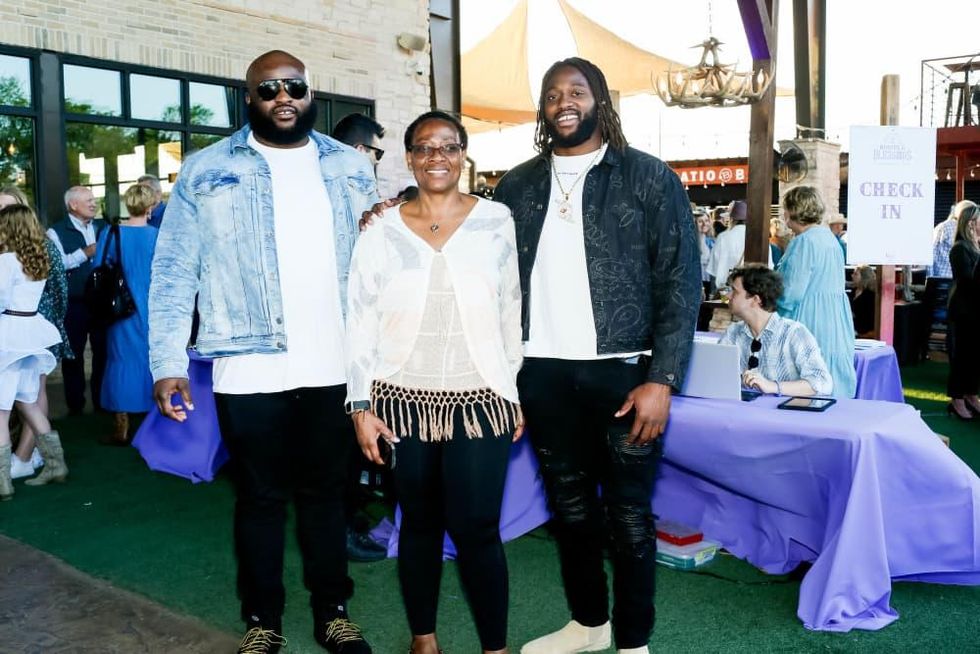 Oua, Abieyuwa & Osa Odighizuwa