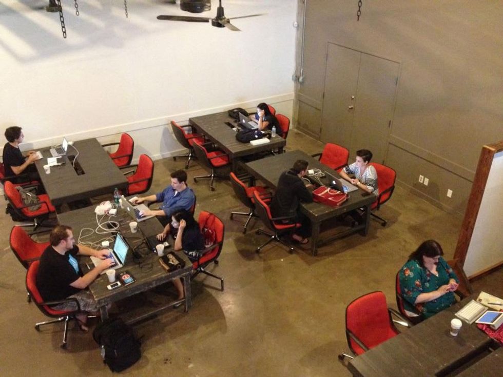 Overhead Common Desk