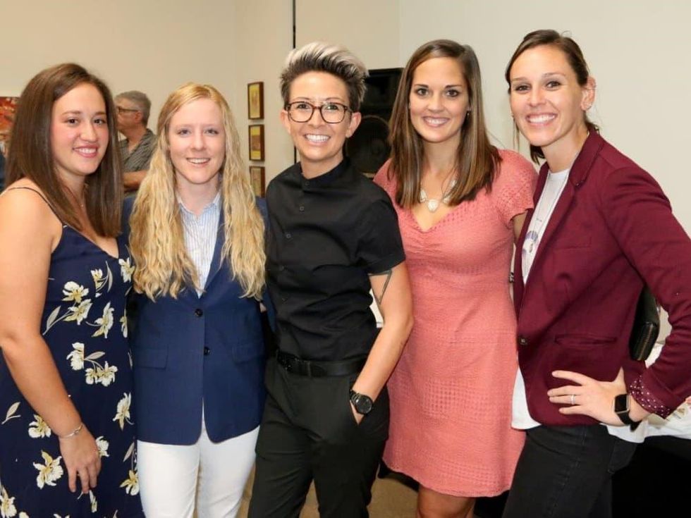 Paige Oliver, Kat Oliver, Stephanie Grant, Lindsey Smith and Ashley Leffingwell