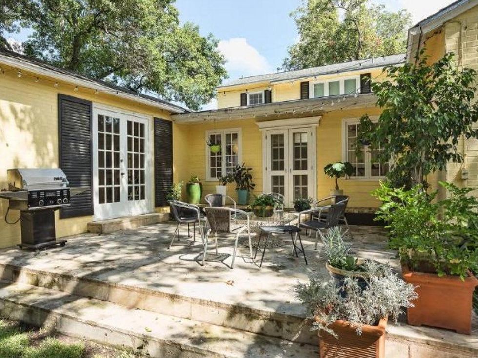 Patio at 4 Green Lane in Austin