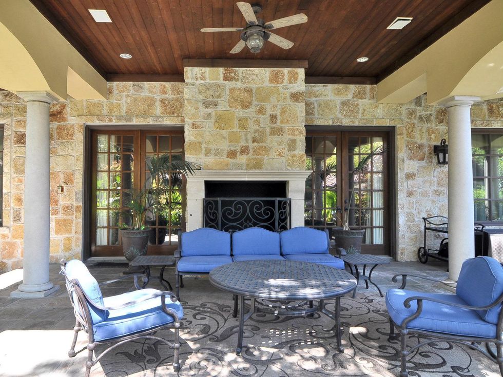 Patio at 9520 Hathaway in Dallas