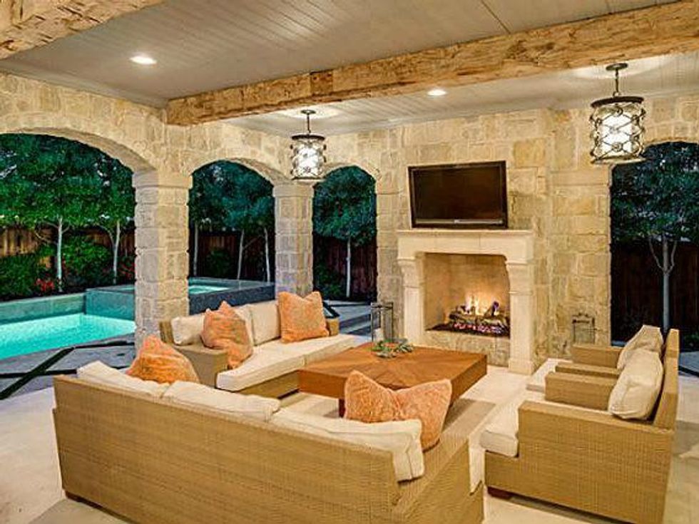 Patio at Brenden Morrow's home in Dallas