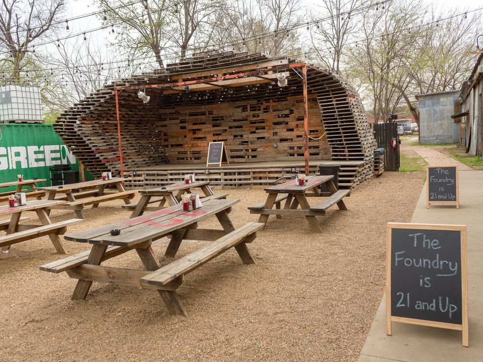 Patio at The Foundry in Dallas