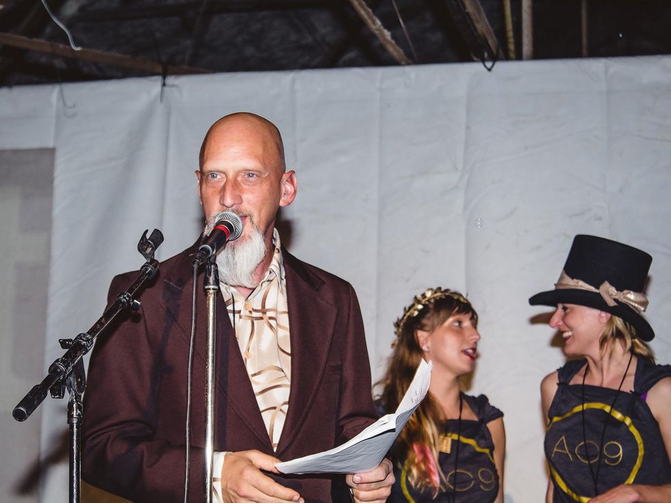 Paul Slavens at Art Con 9