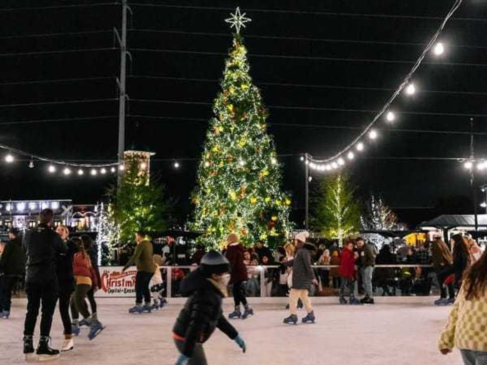 Peace Plaza Ice Rink, Grapevine