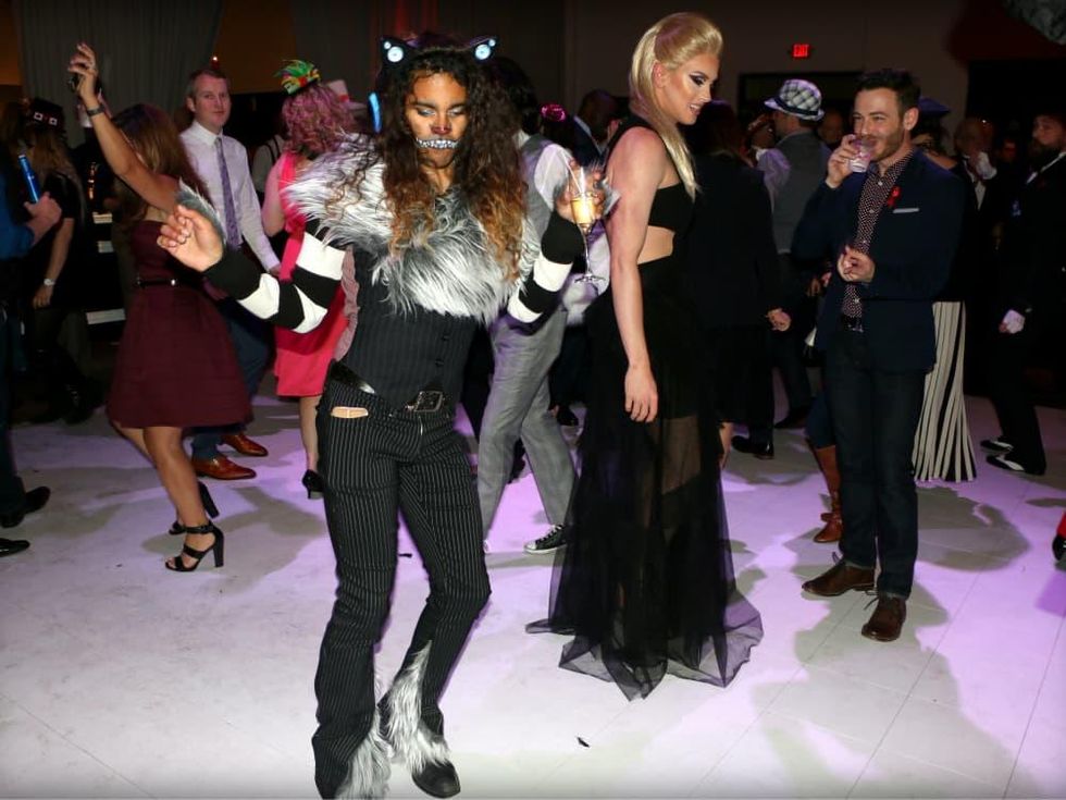 People dancing at Toast to Life 2016