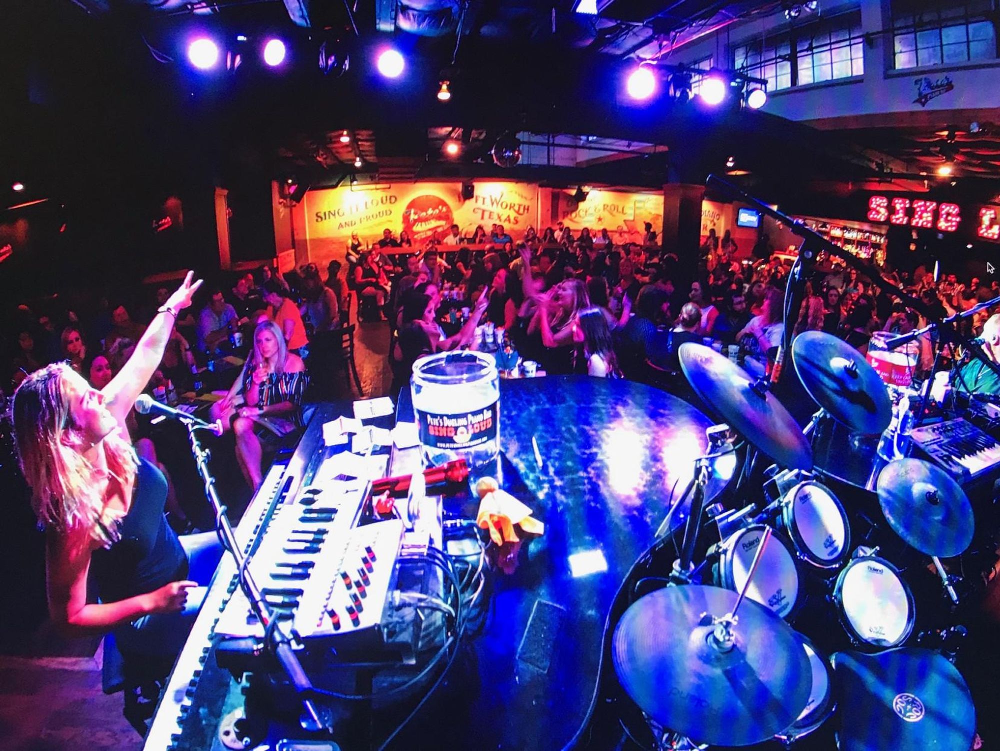 pete's dueling piano