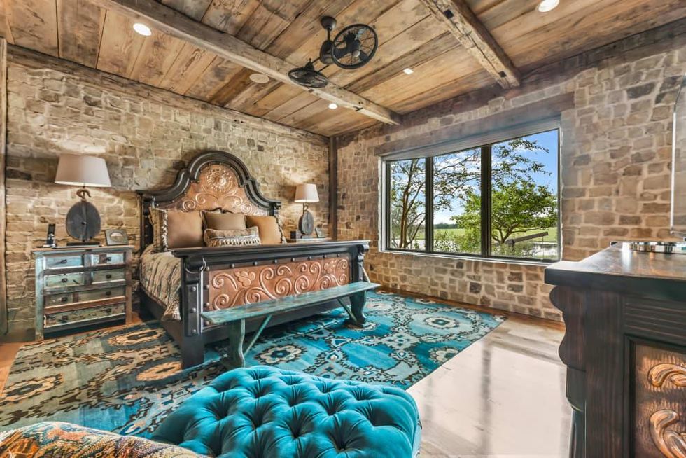 Pigpen Ranch Somerville Texas for sale