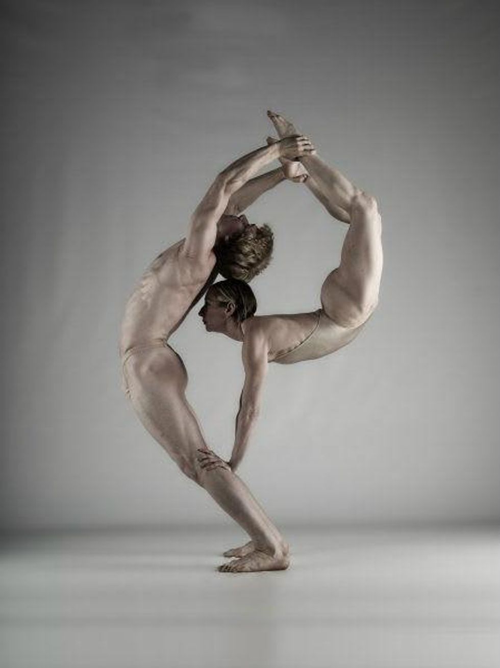 Pilobolus Dance Theater