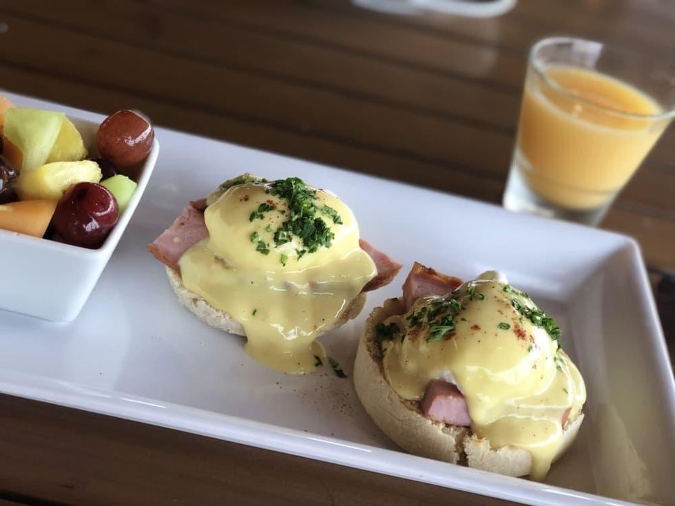Pinstack eggs Benedict