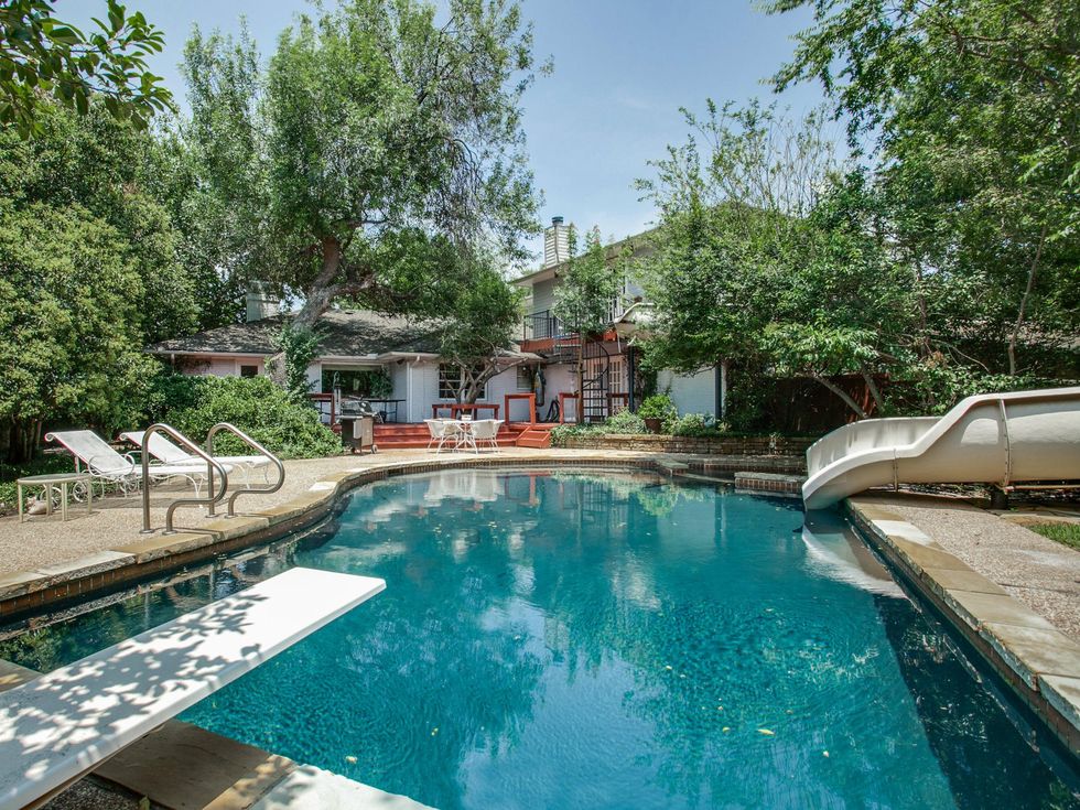 Pool at 6522 Park Ln. in Dallas