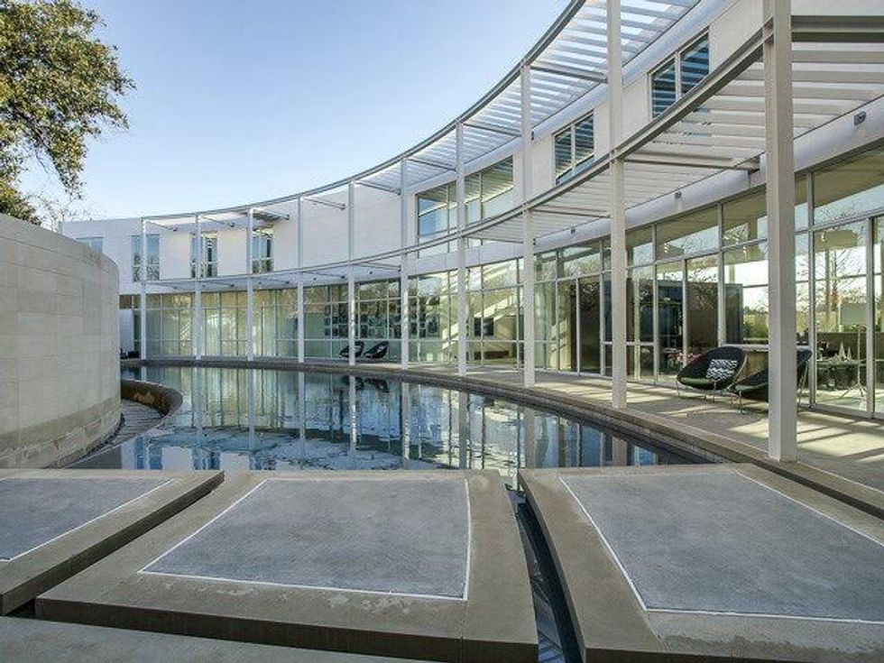 Pool at 6645 Northaven Rd. in Dallas