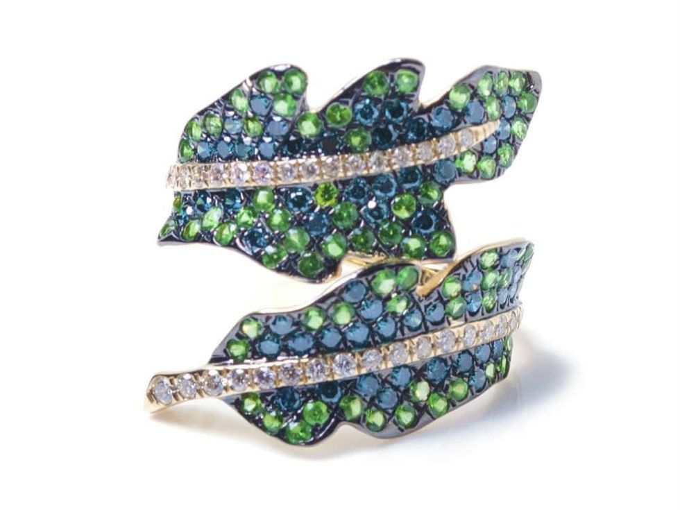 Pratiksha Aria Bahamas tsavorite and blue diamond banana leaf wrap ring