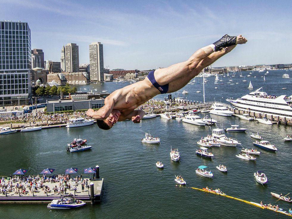 Red Bull Cliff Diving World Series makes Lone Star debut at North Texas