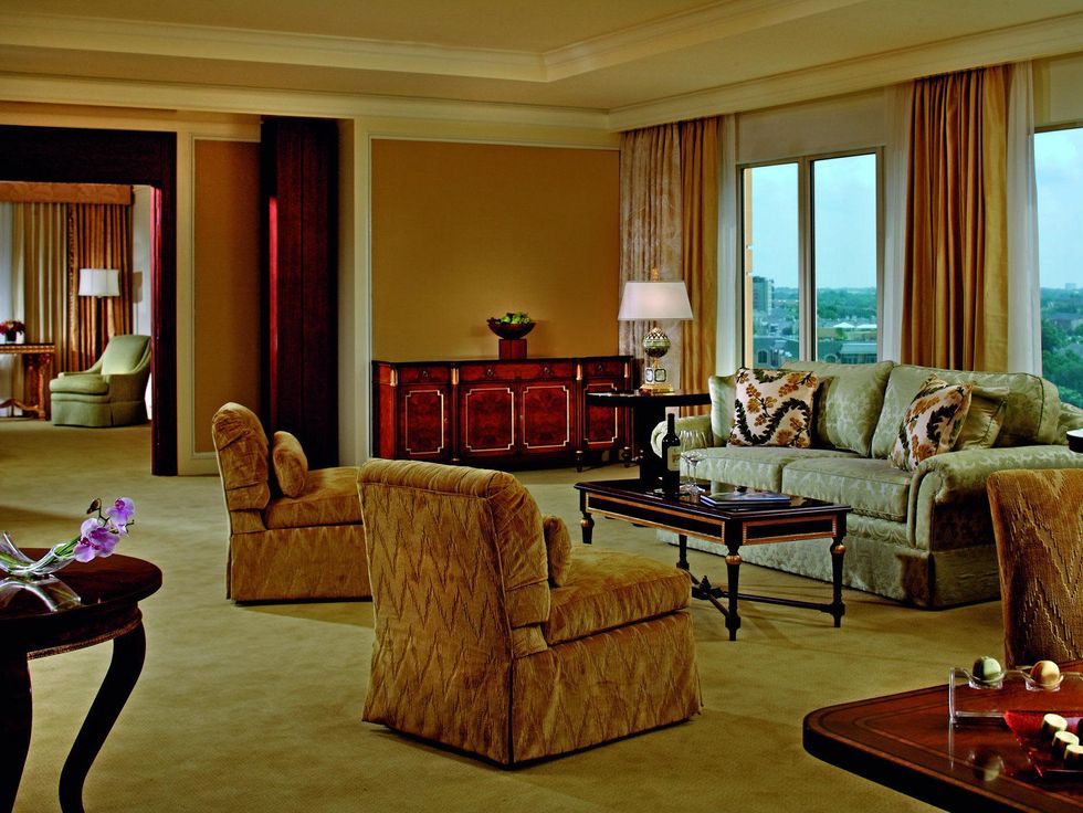 Ritz Carlton Suite, Dallas, Hotels