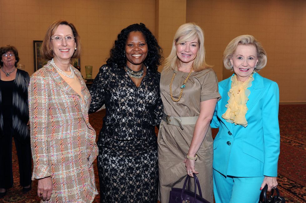 Roslyn Dawson Thompson, Esteria Miller, Ashlee Kleinert, Yvonne Crum, Nexus luncheon