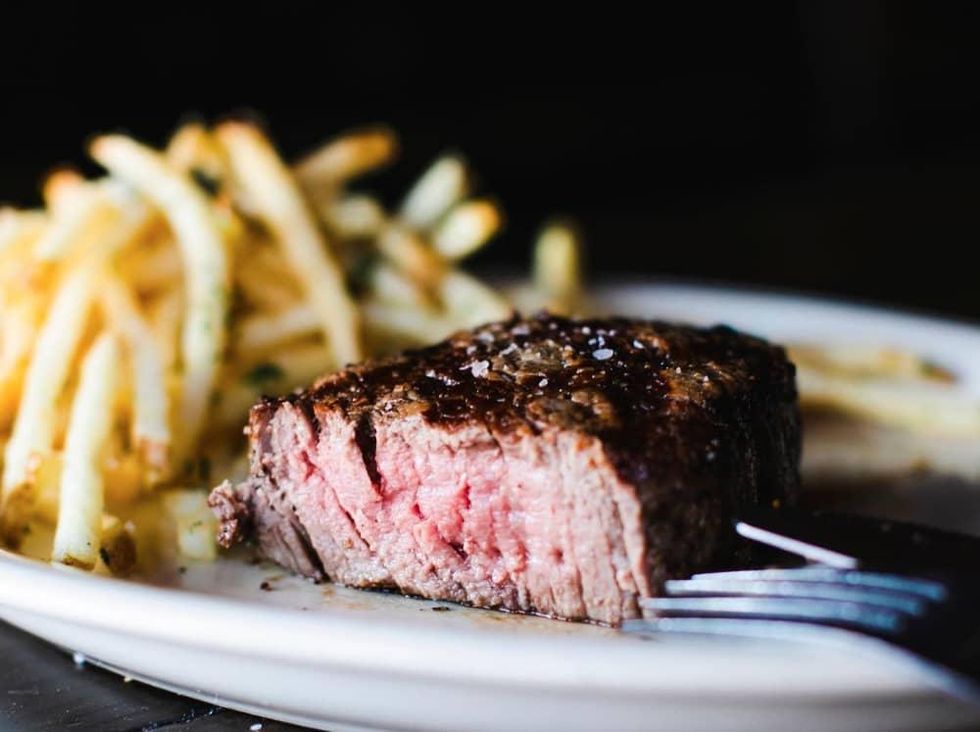 New restaurant-bar blossoms on Katy Trail with unobstructed patio views