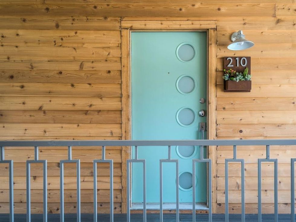 Royal Palms Gaston Ave