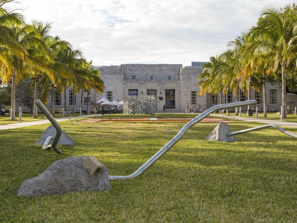 Ruben Ochoa sculpture