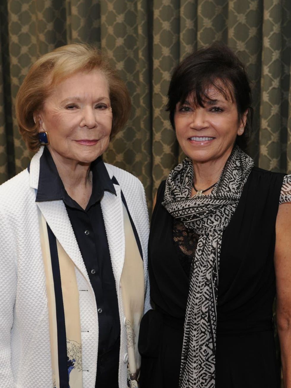 Ruth Sharp Altshuler, Cindy Gummer