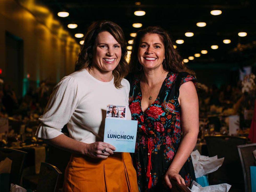 Sara Chamgne, Dawn Slobacek